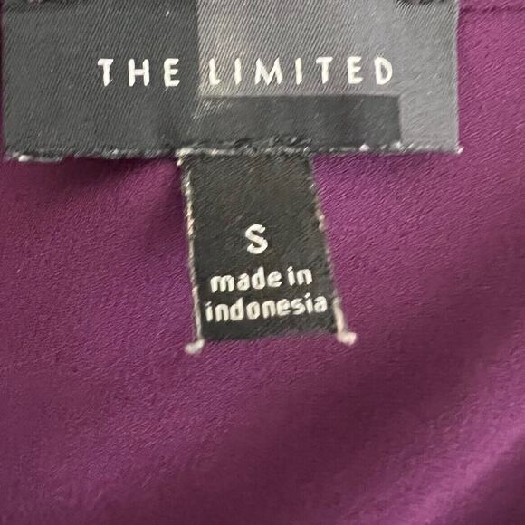 The Limited Womens Chiffon Blouse Small Dark Wine Cap Sleeve Split Neck Sheer - Picture 4 of 6